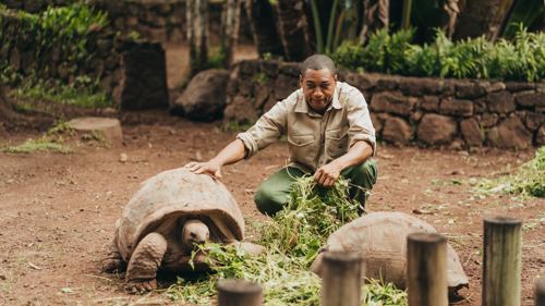 Chamarel, mettant en avant les efforts de protection de la faune locale