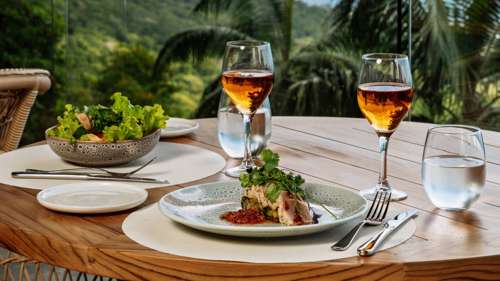 Traditional Mauritian cuisine served at Le Chamarel Restaurant